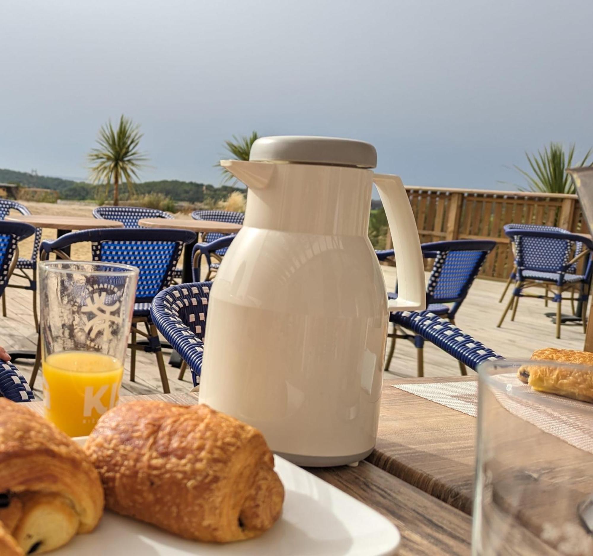 Camping Les Lodges Du Lagon Calvisson Εξωτερικό φωτογραφία